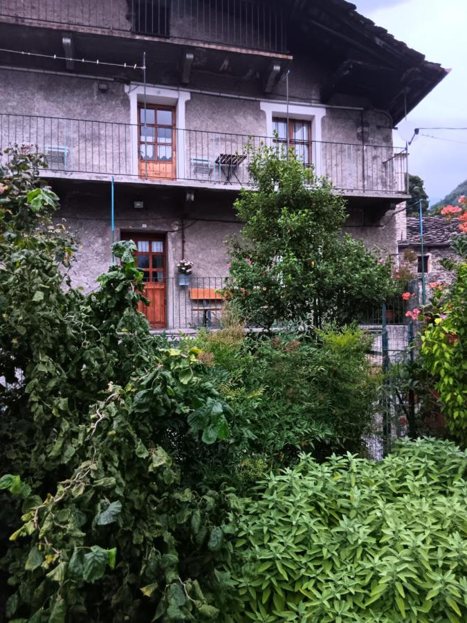 La Casa Antica Panzió Pont-Saint-Martin Kültér fotó